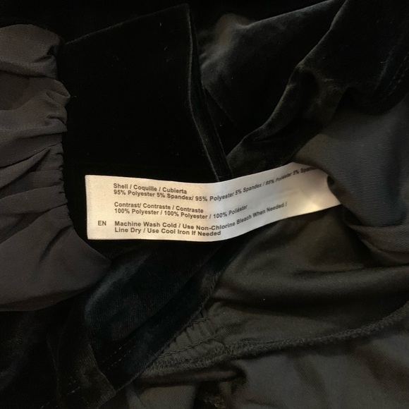 NWT Band of the Free Black Velvet Holiday Peplum Crop Blouse Top Women Small - Picture 5 of 7